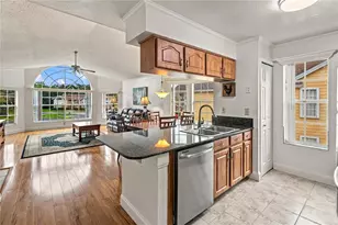 2478 Sweetwater Club Cir, Kissimmee, FL 34746 - Photo 9