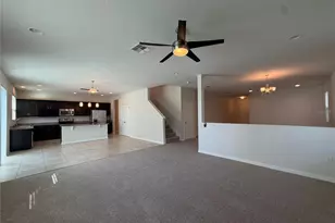 7607 Tangle Rush Dr, Gibsonton, FL 33534 - Photo 3