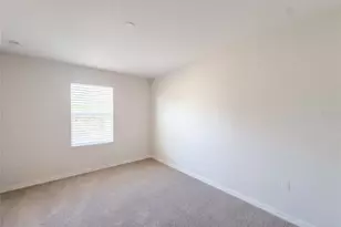 7607 Tangle Rush Dr, Gibsonton, FL 33534 - Photo 11