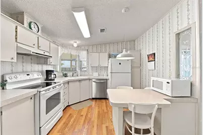 122 Douglas Park Avenue, Davenport, FL 33897 - Photo 11