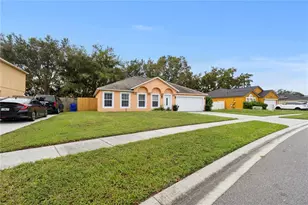 1056 Royal Marquis Cir, Ocoee, FL 34761 - Photo 5