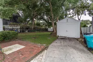 2004 Harrison Ave, Orlando, FL 32804 - Photo 17