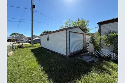 2001 Pine Street, Saint Cloud, FL 34769 - Photo 25