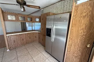 2001 Pine St, Saint Cloud, FL 34769 - Photo 11