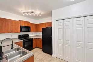204 E South St, Orlando, FL 32801 - Photo 9