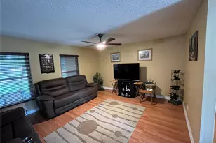 220 Mississippi Woods Ln, Orlando, FL 32824 - Photo 9