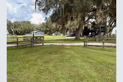 11501 NW 160th Avenue, Morriston, FL 32668 - Photo 27