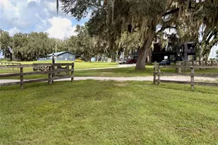 11501 NW 160th Ave, Morriston, FL 32668 - Photo 27
