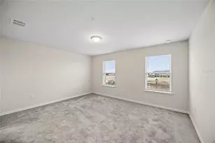 10537 Glowing Beacon St, Orlando, FL 32829 - Photo 9