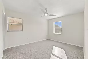 843 Quintilian Ave, Orlando, FL 32809 - Photo 13