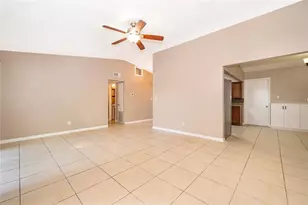 3913 Pine Ridge Rd, Orlando, FL 32808 - Photo 27