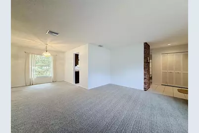 10617 Seminole Forest Street E, Seminole, FL 33778 - Photo 9