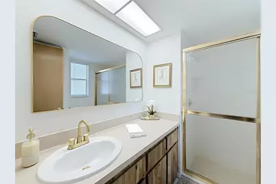 10617 Seminole Forest Street E, Seminole, FL 33778 - Photo 17
