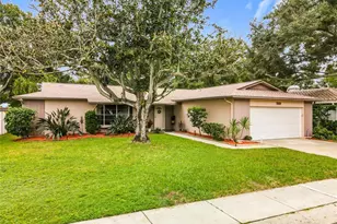 10617 Seminole Forest St E, Seminole, FL 33778 - Photo 1