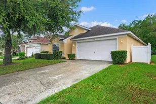 3179 Stonehurst Cir, Kissimmee, FL 34741 - Photo 5