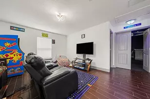 16206 E Shirley Shores Rd, Tavares, FL 32778 - Photo 33