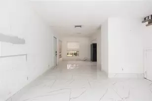 1718 E Mulberry Dr, Tampa, FL 33604 - Photo 11