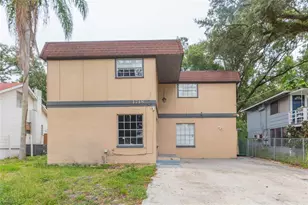 1718 E Mulberry Dr, Tampa, FL 33604 - Photo 1