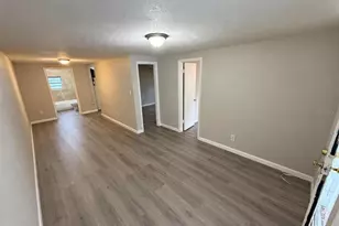 2006 W Hickory St, Lakeland, FL 33815 - Photo 3