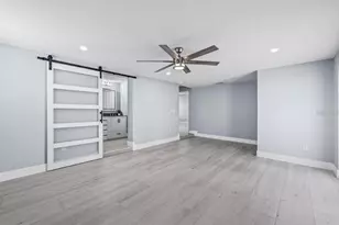 817 W Bougainvillea Ave, Tampa, FL 33612 - Photo 19