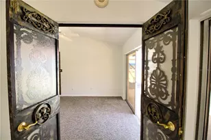 5029 Maui Cir, Orlando, FL 32808 - Photo 9