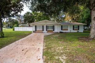 6808 Fern Cir, Leesburg, FL 34748 - Photo 1