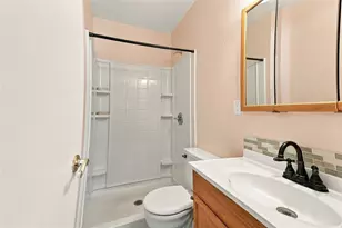 1215 56th Ave Dr E, Bradenton, FL 34203 - Photo 19