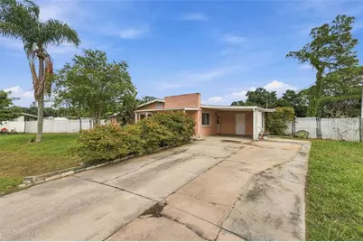 1215 56th Avenue Drive E, Bradenton, FL 34203 - Photo 5
