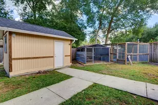 31126 Prestwick Ave, Sorrento, FL 32776 - Photo 19