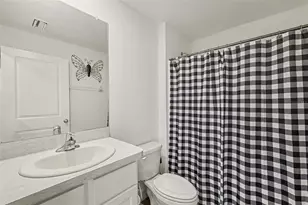 8693 Triumph Cir, Wildwood, FL 34785 - Photo 27