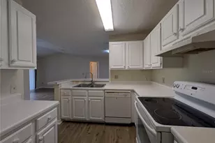 1950 Summer Club Dr, Oviedo, FL 32765 - Photo 11