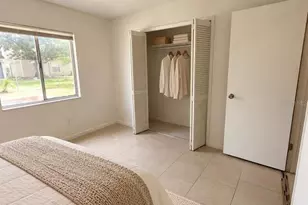 5225 Via Hacienda Cir, Orlando, FL 32839 - Photo 9