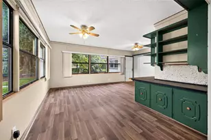 2504 Lauderdale Ct, Orlando, FL 32805 - Photo 9