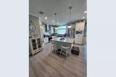 2710 61st Street E, Bradenton, FL 34208 - Photo 5