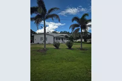 2710 61st Street E, Bradenton, FL 34208 - Photo 1