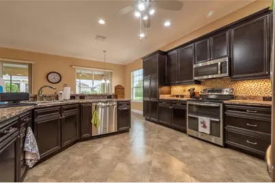 2835 Cedar Grove Loop, The Villages, FL 32163 - Photo 15