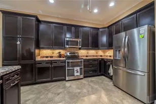 2835 Cedar Grove Loop, The Villages, FL 32163 - Photo 13