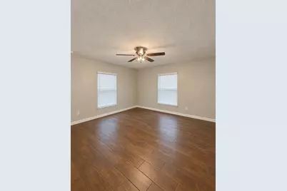 925 Oak Drive, Groveland, FL 34736 - Photo 3