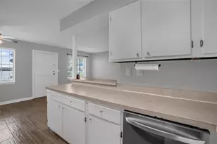 2885 S Osceola Ave, Orlando, FL 32806 - Photo 7