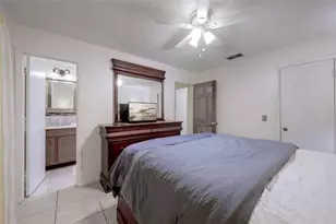 2675 Clearbrook Cir, Orlando, FL 32810 - Photo 11