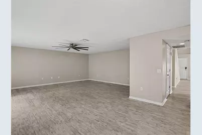 829 Sun Ridge Village Drive, Winter Haven, FL 33880 - Photo 5