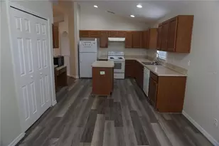 1084 Bluegrass Dr, Groveland, FL 34736 - Photo 17