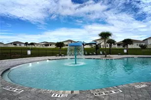 2437 Oakwood Ln, Davenport, FL 33837 - Photo 33