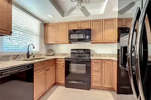 784 E Michigan St, Orlando, FL 32806 - Photo 7