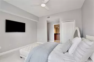 100 S Eola Dr, Orlando, FL 32801 - Photo 31