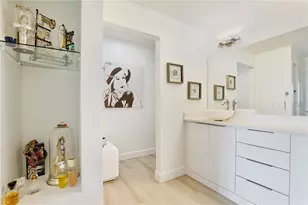 100 S Eola Dr, Orlando, FL 32801 - Photo 27