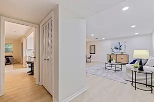 1011 Macrae Ave, Clearwater, FL 33755 - Photo 5
