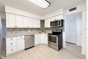 3204 W De Leon St, Tampa, FL 33609 - Photo 11