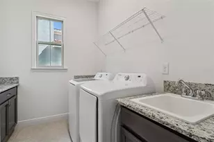 13169 Bromborough Dr, Orlando, FL 32832 - Photo 35