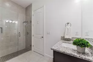 13169 Bromborough Dr, Orlando, FL 32832 - Photo 9